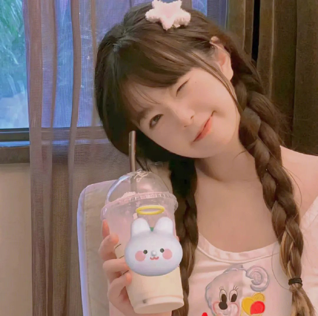 让叶兰在空中飞舞